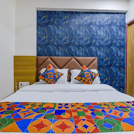 Hotel Green Tree-2